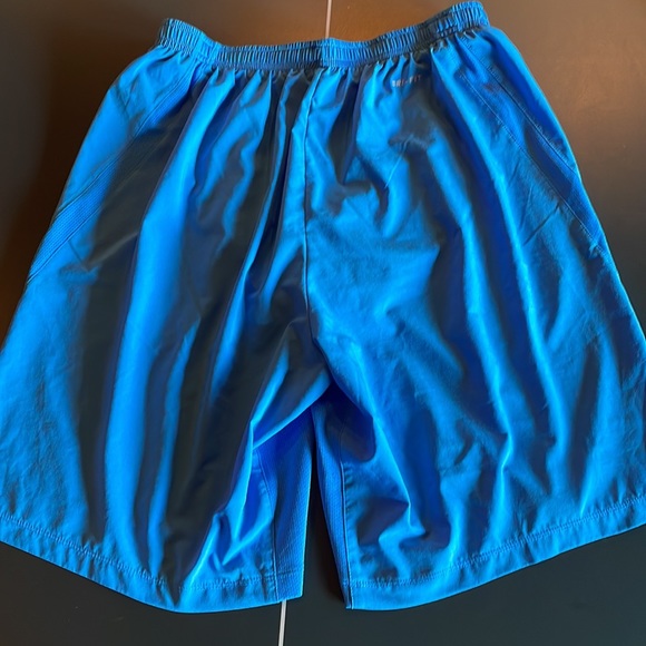 Nike dri fit shorts - Picture 3 of 11